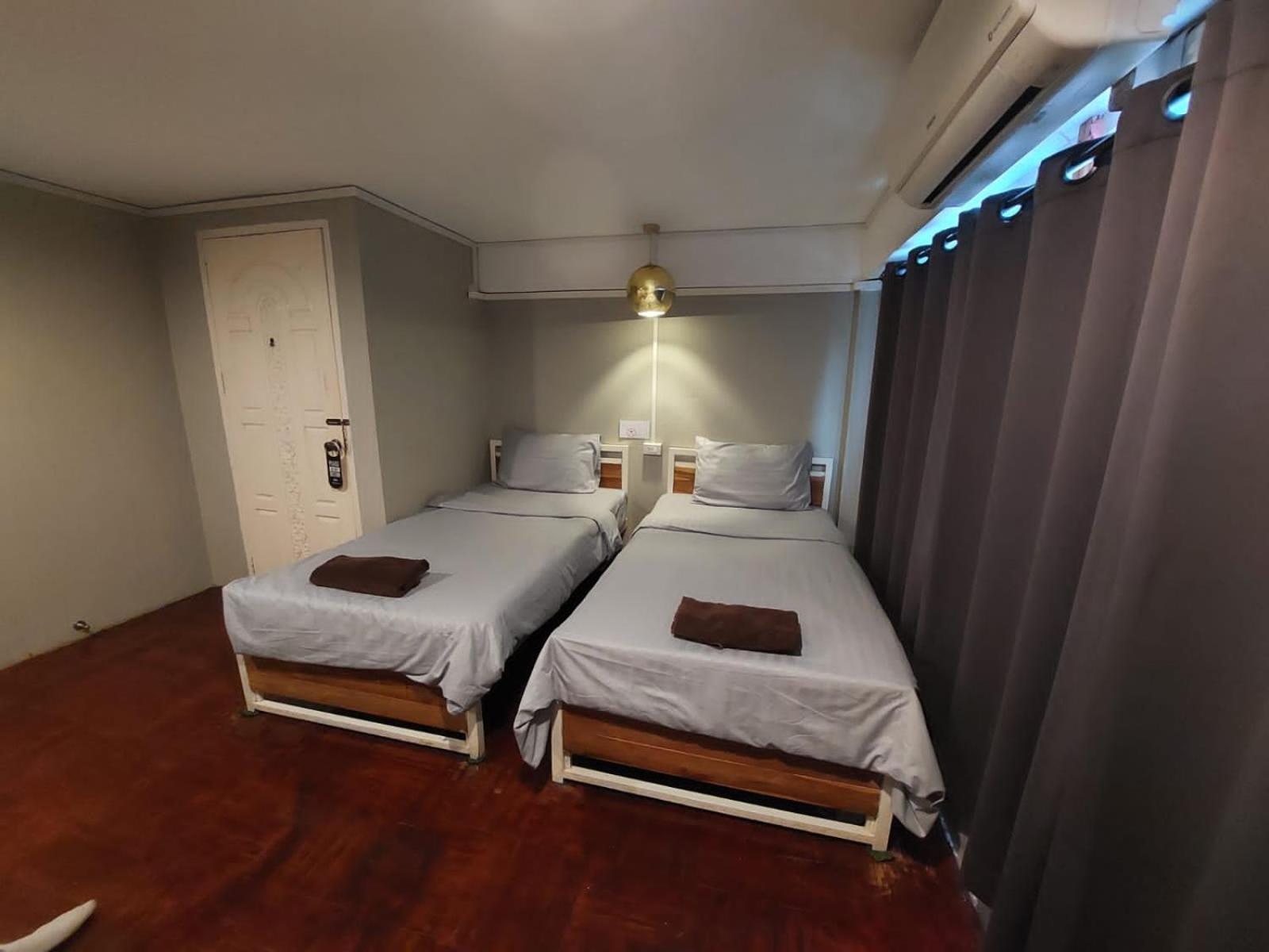 You Empire Hostel & Bar باكسي المظهر الخارجي الصورة