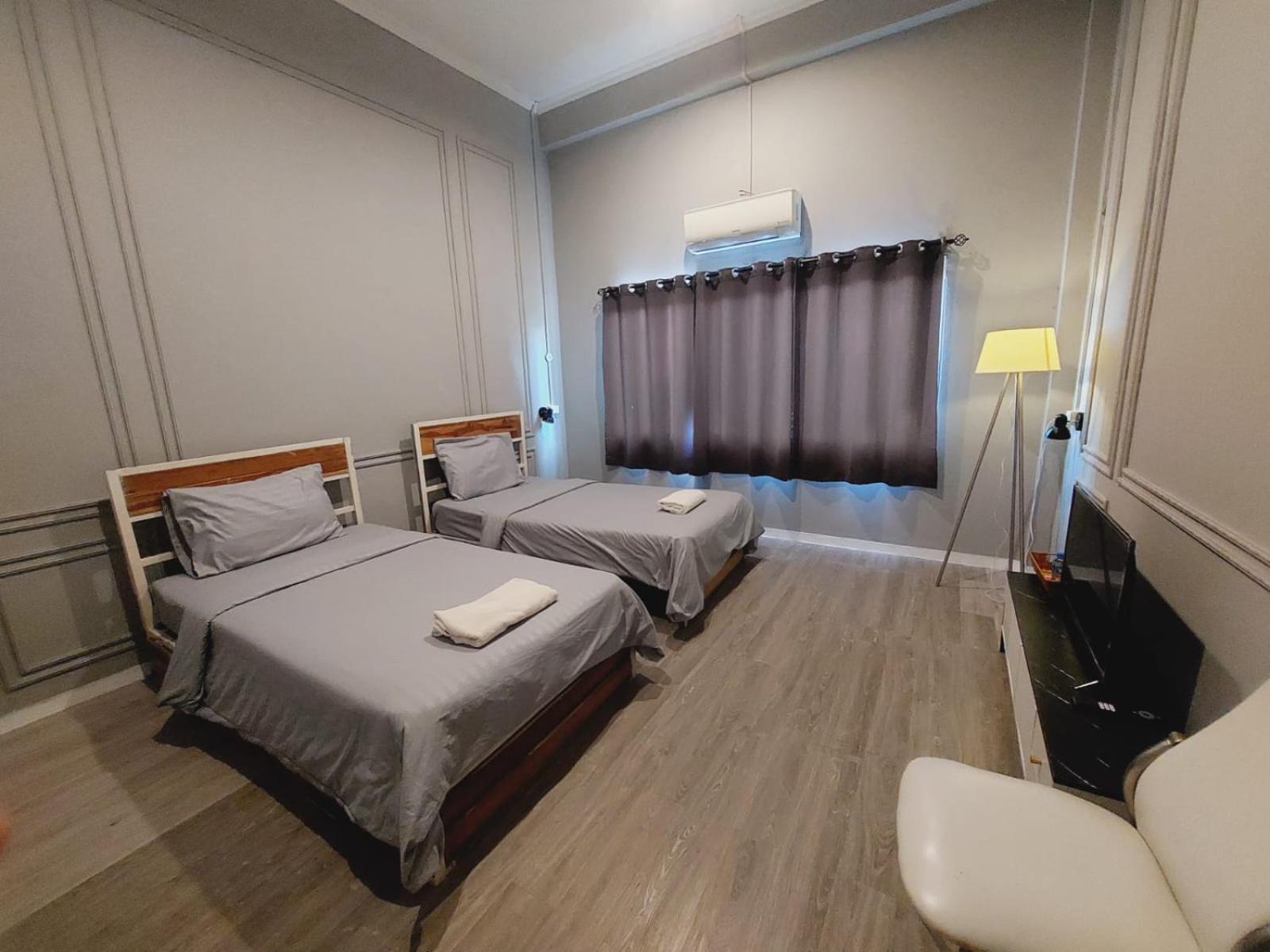 You Empire Hostel & Bar باكسي المظهر الخارجي الصورة