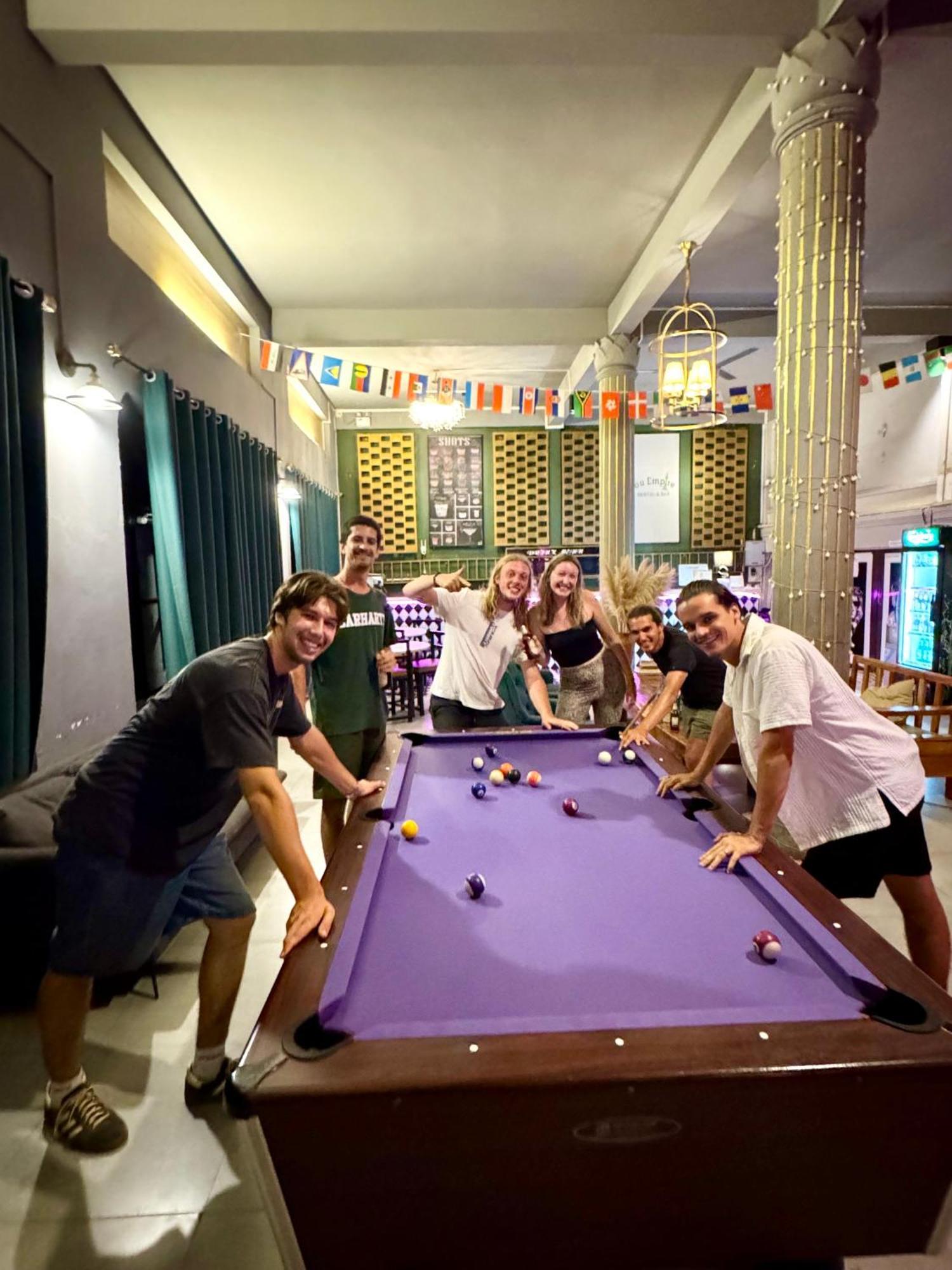 You Empire Hostel & Bar باكسي المظهر الخارجي الصورة
