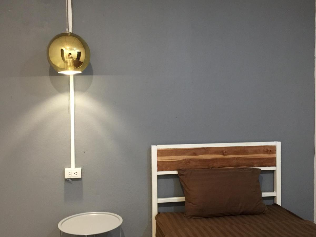 You Empire Hostel & Bar باكسي المظهر الخارجي الصورة